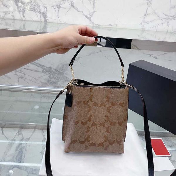 designer bags Totes Print Cherry crossbody bag Women Underarm Totes Multiple designer bag shapes Luxury Handbags Leather Crossbody Shoulder Bag Purses